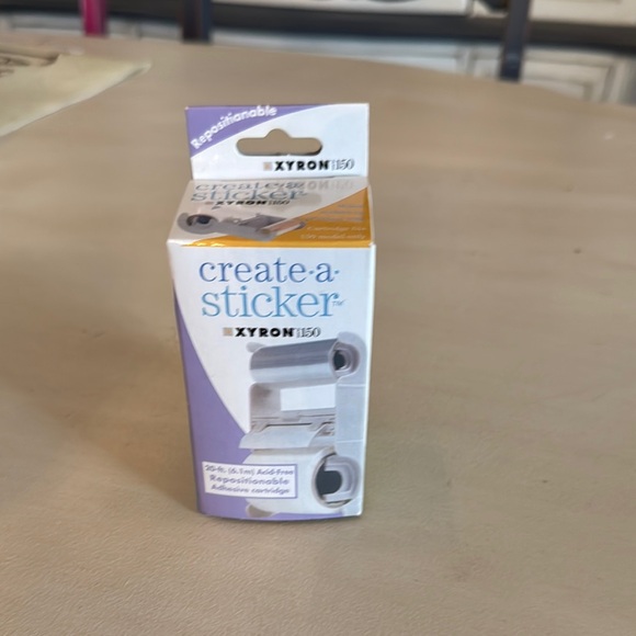 Xyron Create-a-Sticker Machine - Picture 5 of 5